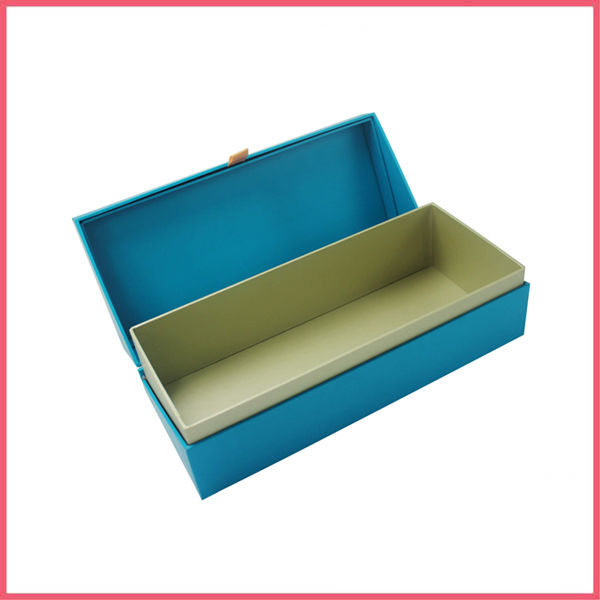 Embossed Logo Cardboard Shoe Boxes